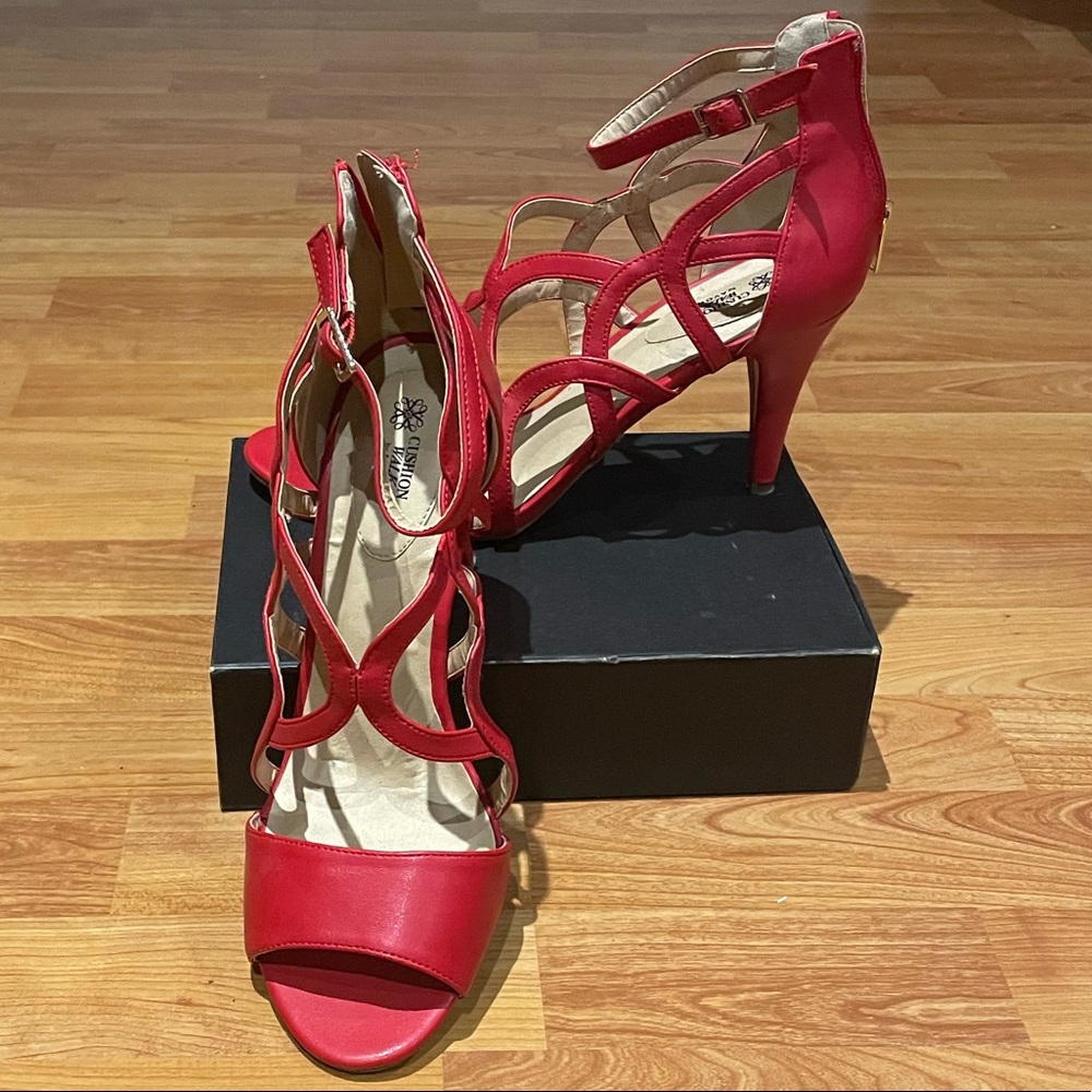 Cushion Walk by Avon Red Detailed Heels